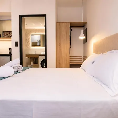 Petite Palace Terra Renovated 2026 Near דירה